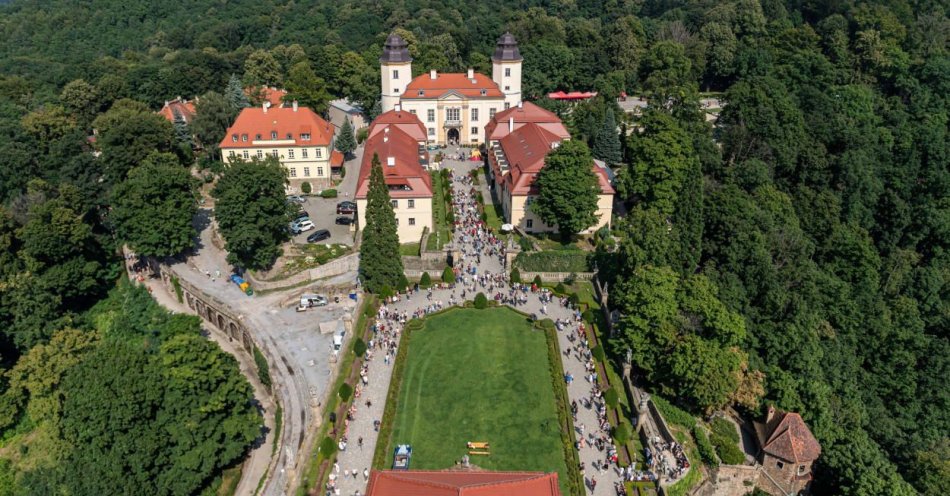 zdjęcie: Rozpoczyna się Letni Festiwal Tajemnic w Zamku Książ w Wałbrzychu / fot. PAP