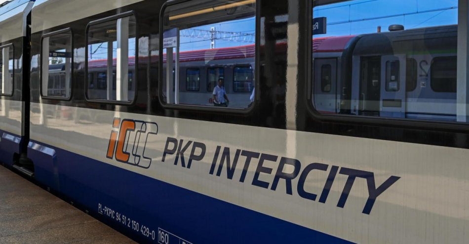 zdjęcie: PKP Intercity chce w 2030 r. obsłużyć 88 mln pasażerów / fot. PAP