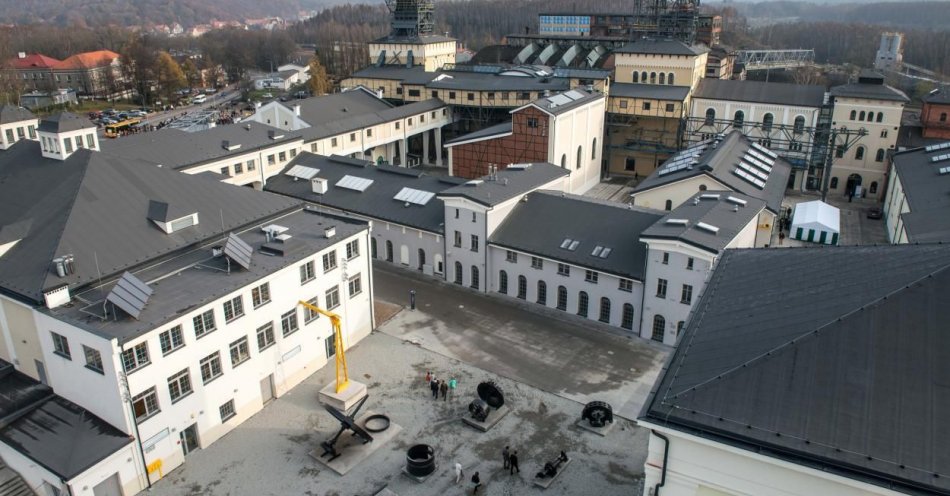 zdjęcie: Wałbrzych najbardziej zadłużonym miastem powiatowym / fot. PAP