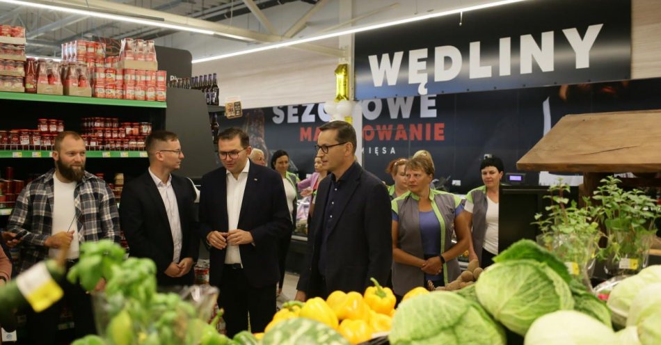 zdjęcie: Interesujemy się tym, by polskie sieci sklepów miały sytuację równą, co do konkurencyjności / fot. PAP