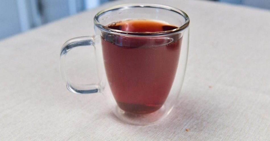 zdjęcie: Codzienne picie herbaty może mieć znaczenie w profilaktyce cukrzycy / fot. PAP