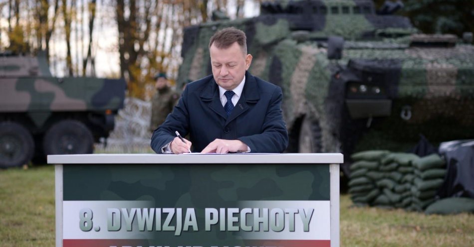 zdjęcie: Szef MON ogłosił utworzenie 8. Dywizji Zmechanizowanej z dowództwem w Nowym Mieście nad Pilicą / fot. PAP