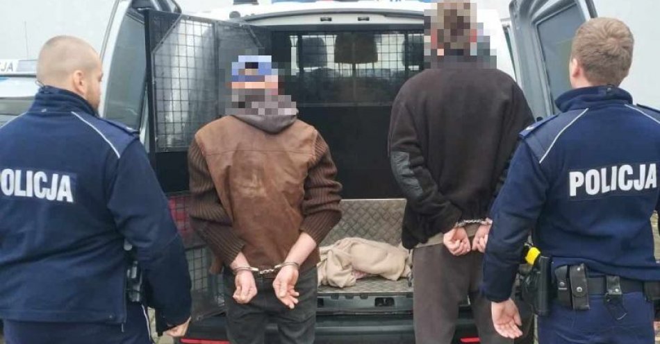 zdjęcie: Trzebniccy policjanci zatrzymali kolejnych dwóch poszukiwanych / fot. KPP w Trzebnicy