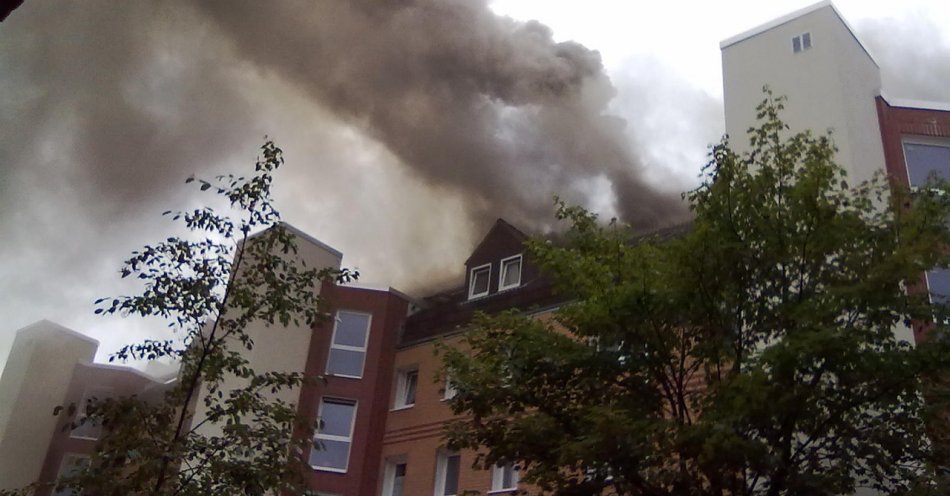 zdjęcie: Pożar mieszkania w Krzywym Kole; jedna osoba trafiła do szpitala / pixabay/250737