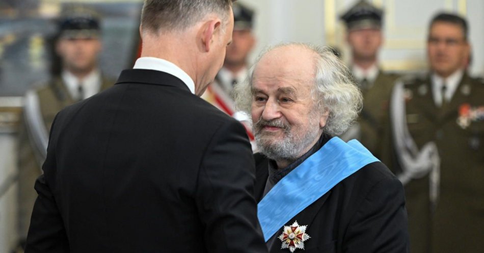 zdjęcie: Prezydent wręczył odznaczenia państwowe; Jerzy Kalina odznaczony Orderem Orła Białego / fot. PAP