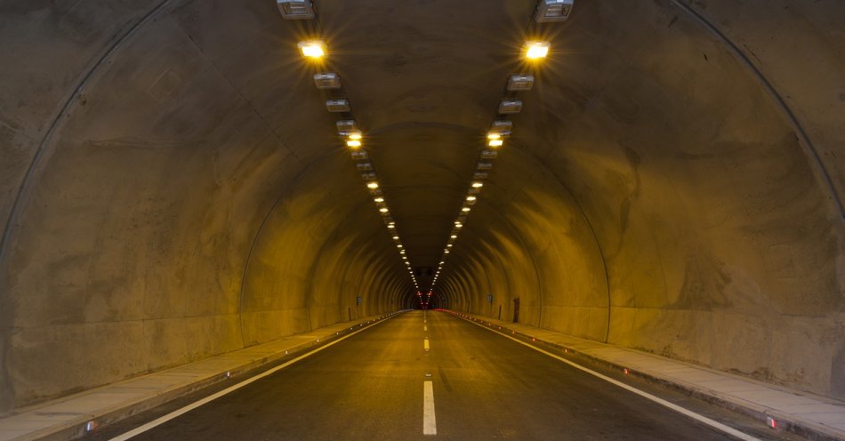 zdjęcie: 7,7 mln pojazdów przejechało tunelem na Zakopiance w ciągu roku / pixabay/2325753