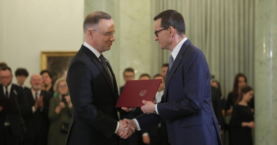 zdjęcie: Prezydent Andrzej Duda zaprzysiągł Mateusza Morawieckiego na premiera i powołał rząd / fot. PAP