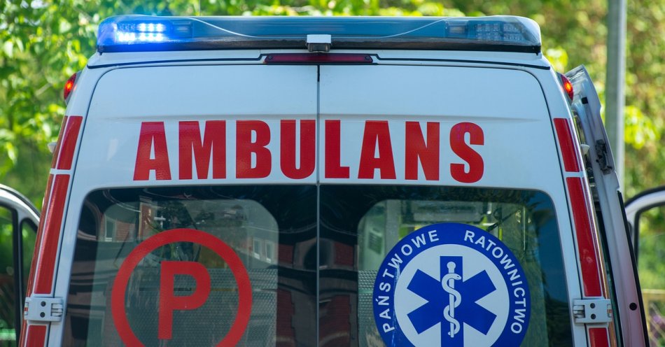 zdjęcie: Wielkopolski samorząd przekazał partnerskiemu Obwodowi Charkowskiemu 7 nowych ambulansów / pixabay/5264500
