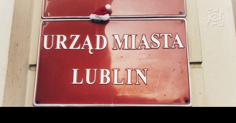 zdjęcie: 8 stycznia (poniedziałek) dniem wolnym w Urzędzie Miasta Lublin / fot. UM Lublin / Urząd Miasta Lublin - z Mikołajem