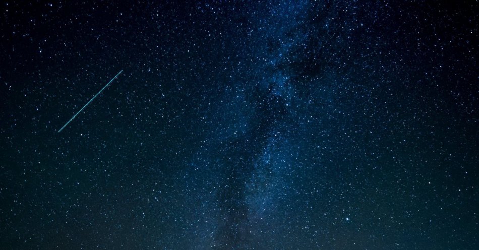 zdjęcie: Zima sprzyja nocnym obserwacjom nieba / pexels/631477