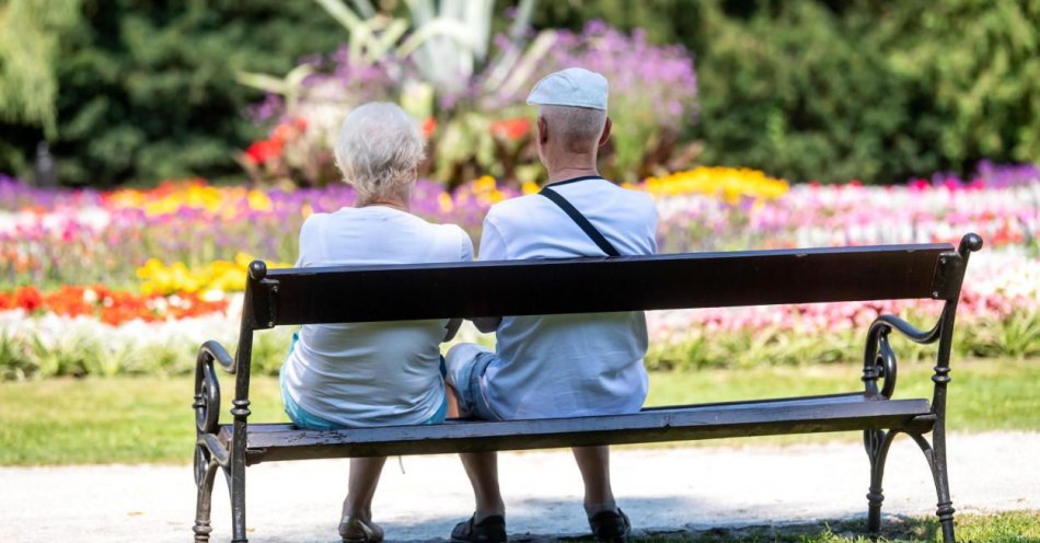 zdjęcie: Rząd nie planuje zrównania wieku emerytalnego kobiet i mężczyzn / fot. PAP