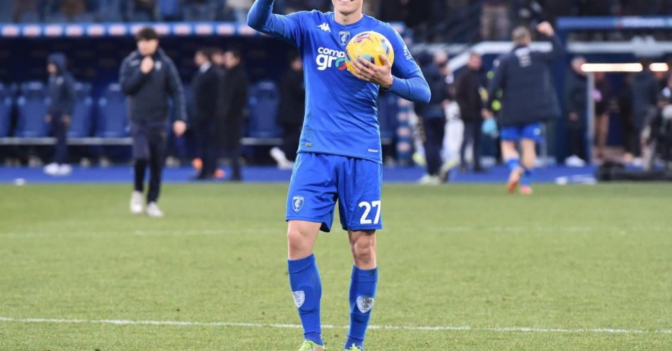 zdjęcie: Liga włoska - trzy gole Żurkowskiego w wygranym meczu Empoli / fot. PAP