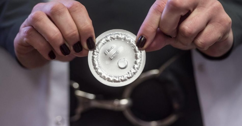 zdjęcie: Do Sejmu wpłynął rządowy projekt dotyczący antykoncepcji awaryjnej / fot. PAP