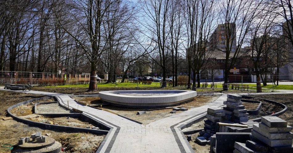 zdjęcie: Katowice podpisały umowę na dokończenie budowy fontanny solankowej w Giszowcu / wkatowicach.eu