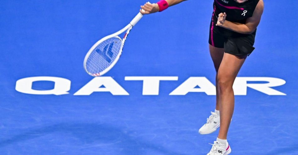 zdjęcie: Turniej WTA w Dausze - trzeci z rzędu triumf Świątek / fot. PAP