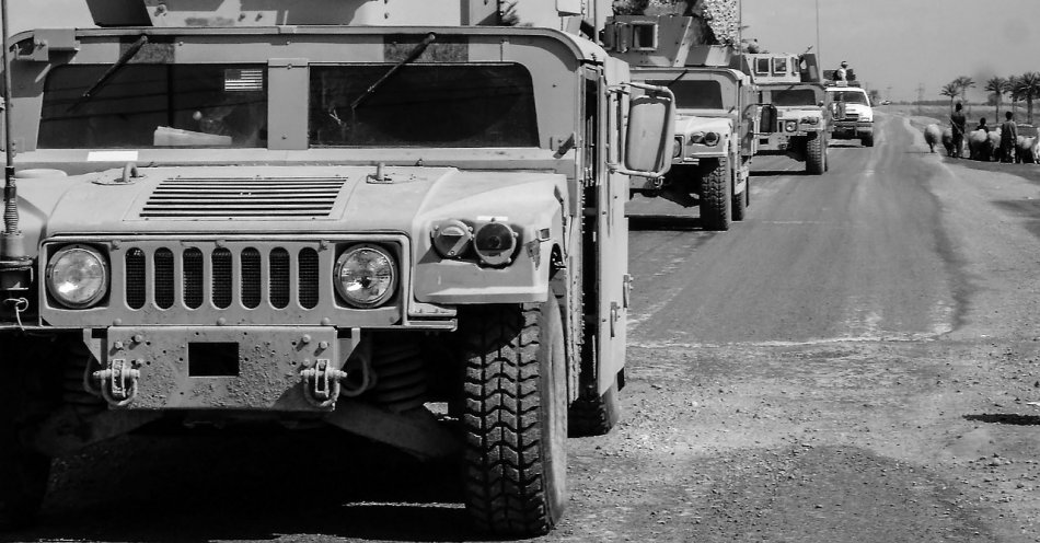zdjęcie: Wzmożony ruch kolumn pojazdów wojskowych / pixabay/3104459