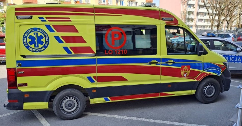 zdjęcie: Zaatakował ratowników medycznych i zniszczył wyposażenie karetki / fot. KPP Opole Lubelskie