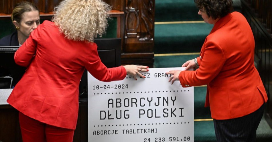 zdjęcie: Polska jedynym państwem europejskim, gdzie zaostrzono przepisy aborcyjne / fot. PAP