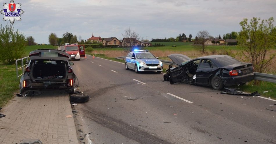 zdjęcie: Wypadek z udziałem BMW i Audi / fot. KMP Zamość