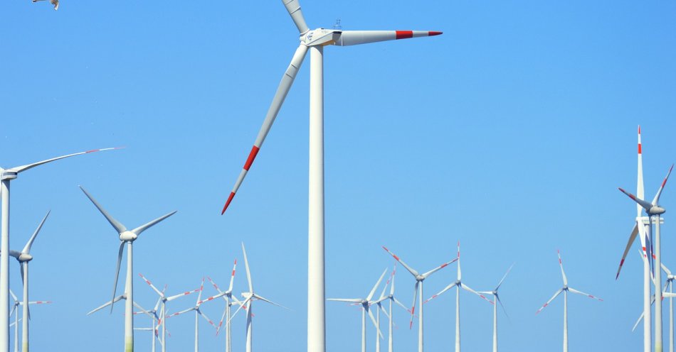 zdjęcie: Wydano decyzje środowiskowe ws. dwóch linii do wyprowadzania mocy z morskich farm wiatrowych / pixabay/7403764