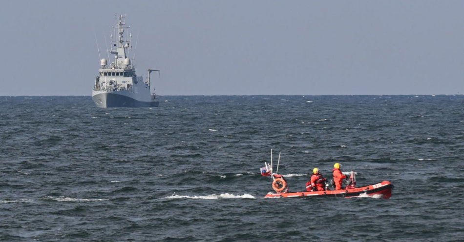 zdjęcie: Wojsko nadal poszukuje płetwonurka GROM-u w Zatoce Gdańskiej / fot. PAP