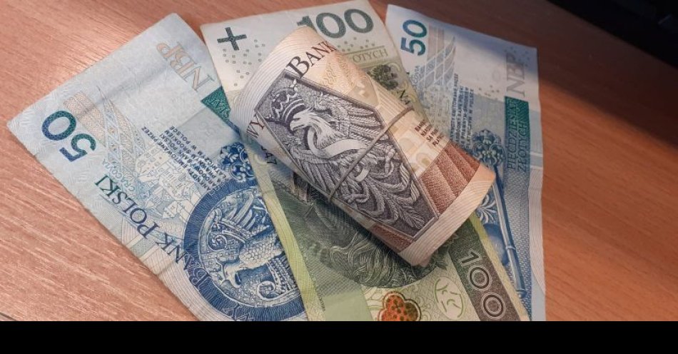 zdjęcie: Kredyt na ponad 11 tysięcy złotych....kolejna osoba została oszukana przy sprzedaży na portalu internetowym / fot. KPP w Świdnicy