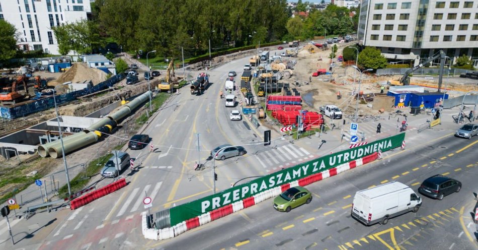 zdjęcie: Od poniedziałku zmiany na budowie tramwaju na Wilanów / fot. PAP