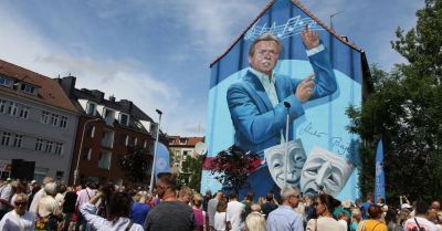 W drugim dniu Festiwalu Polskiej Piosenki odsłonięto nowe gwiazdy i mural