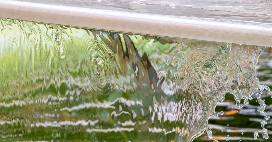 zdjęcie: W piątek 32 stopnie - ratusz uruchomił kurtyny wodne na upał / pixabay/8442447