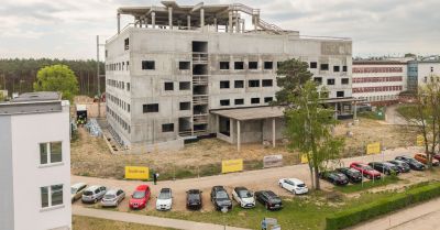 Szpital we Włocławku: budowa i zakupy w toku