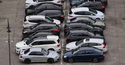 Zbuduj rotujący stock: narzędzia OTOMOTO dla skutecznej sprzedaży pojazdów