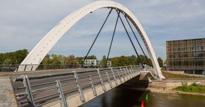 Budowa nowego mostu na Wiśle na finiszu; zakończenie robót jesienią
