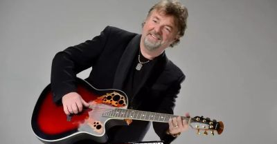 Jedna z gwiazd - muzyczny koktajl - 40 lat na scenie