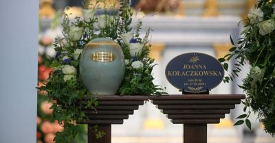 Na Powązkach Wojskowych pożegnano artystkę kabaretową Joannę Kołaczkowską