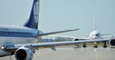 Lotnisko nie jest zamknięte; pierwszy zaplanowany przylot o godz. 8.35 z Antalyi