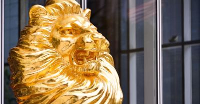 Ministranci Piotra Domalewskiego ze Złotymi Lwami dla najlepszego filmu