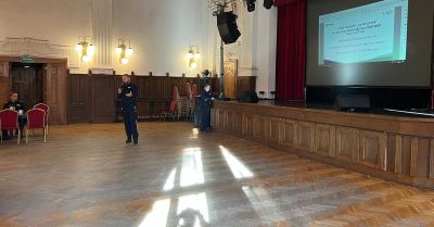 Bezpieczny Senior w Chorzowie: jak unikać oszustw