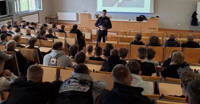 Brawura za kierownicą w powiecie lęborskim. Policja uczy młodzież