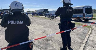 Służby dbają o bezpieczeństwo podczas meczu Avia Świdnik z Ruchem