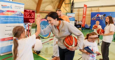 Monika Pyrek znów zachęciła trzy tysiące uczniów do aktywności. Pokazuje, jak wykorzystać nowe technologie, by urozmaicić lekcje wf