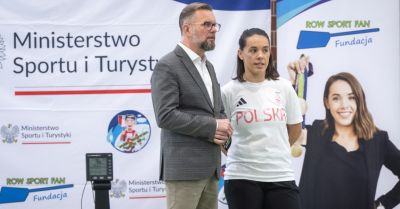 Ponad 600 adeptów wioślarstwa trenowało z mistrzynią olimpijską. Wielka Wioślarska Lekcja WFu strzałem w dziesiątkę!