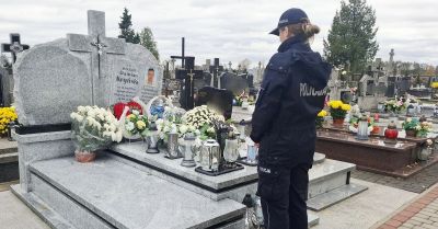 Wysokomazowieccy policjanci pamiętają zmarłych kolegów