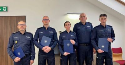 Nowy radiowóz i awanse w komisariacie w Żukowie