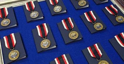 Miliccy policjanci odznaczeni podczas obchodów Niepodległości