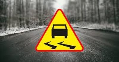 Uwaga kierowcy: przymrozki i gołoledź utrudniają ruch