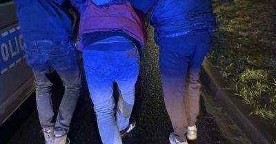 Zatrzymano złodziei busów rozkręcających auta na części