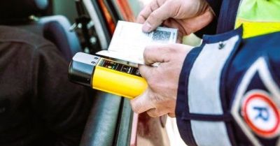 Kobieta ujęła pijanego traktorzystę z trzema zakazami