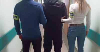 Policja zatrzymała sprawców kradzieży ubrań w Kielcach