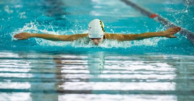 Pływacy ze szkoły w Równem najlepsi w ostatnich tegorocznych zawodach Otylia Swim Cup.