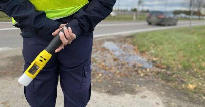 Pijany kierowca z blisko 3 promilami zatrzymany w Rogienicach